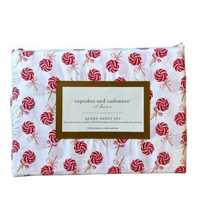 Cupcakes & Cashmere 4-Piece QUEEN Sheet Set Holiday Peppermint Lollipops Bows